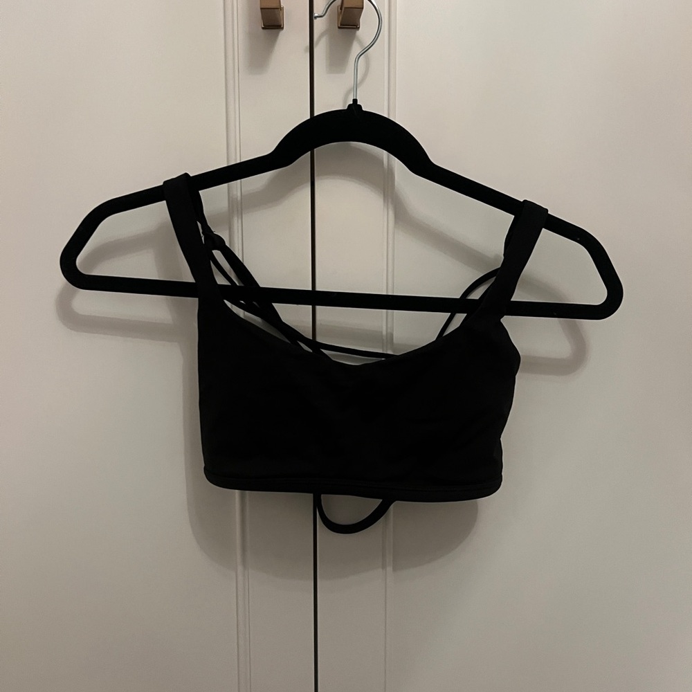 lululemon free to be Black Sports Bra